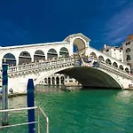 بيت ضيافة Ca' Riccio 4*