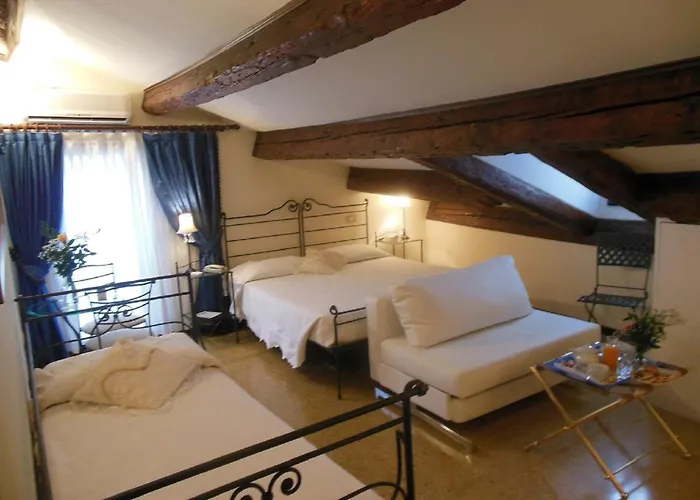 Ca' Riccio 4* البندقية